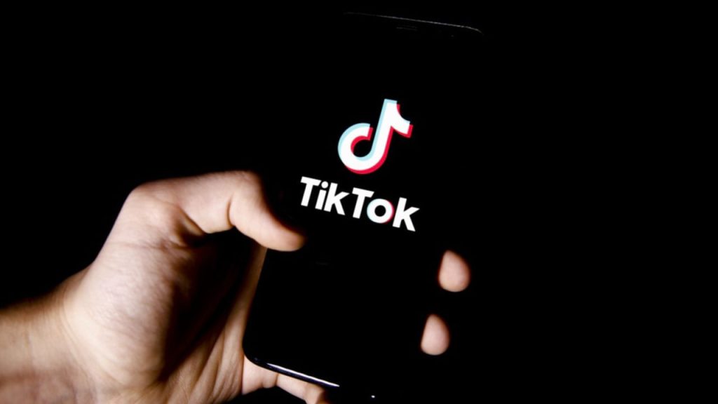 C2 Seviye Nedir? İngilizce Dil Ustalığından TikTok Akımına Her Şey